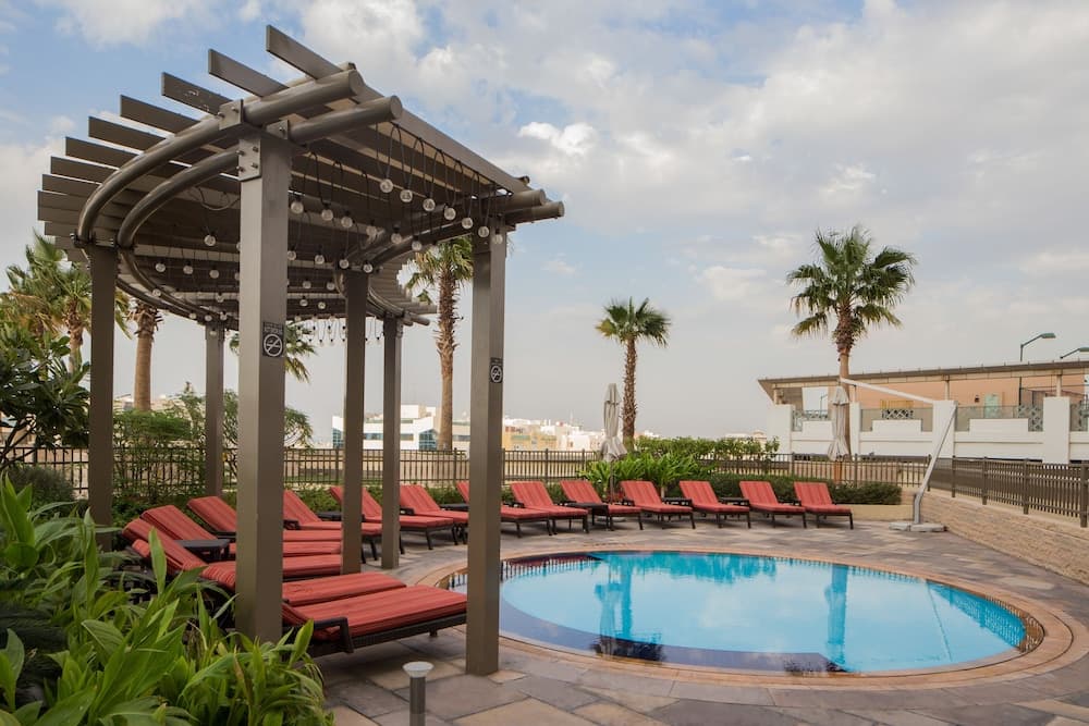 Swissotel Al Ghurair — 16