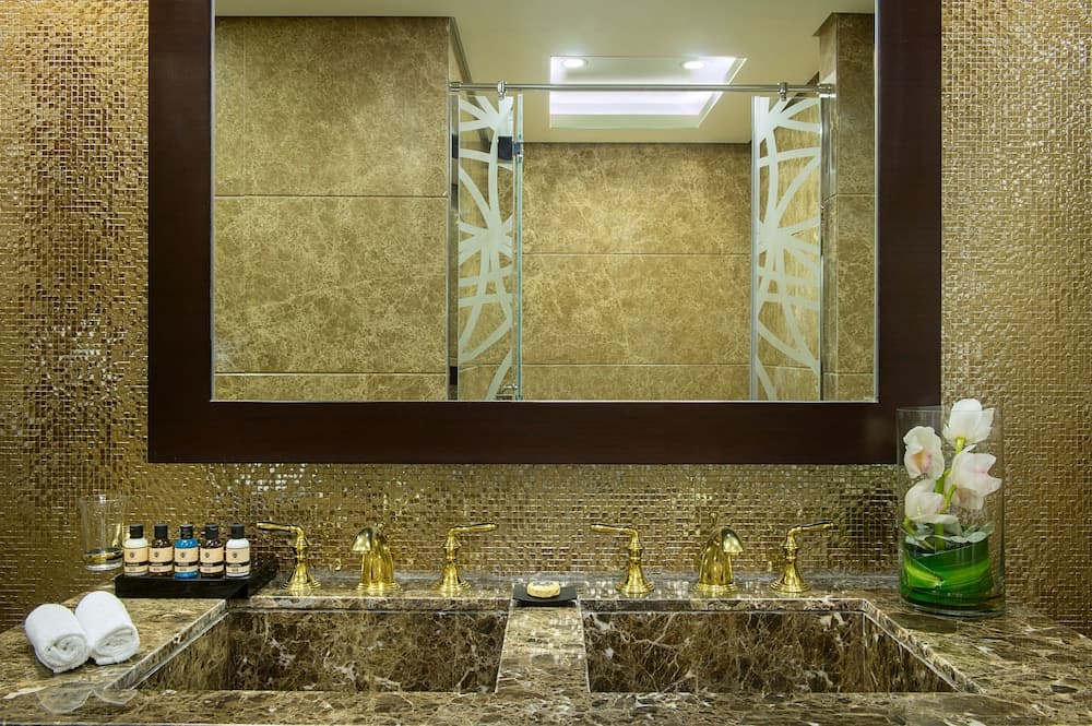 Grand Mercure Business Bay — 16