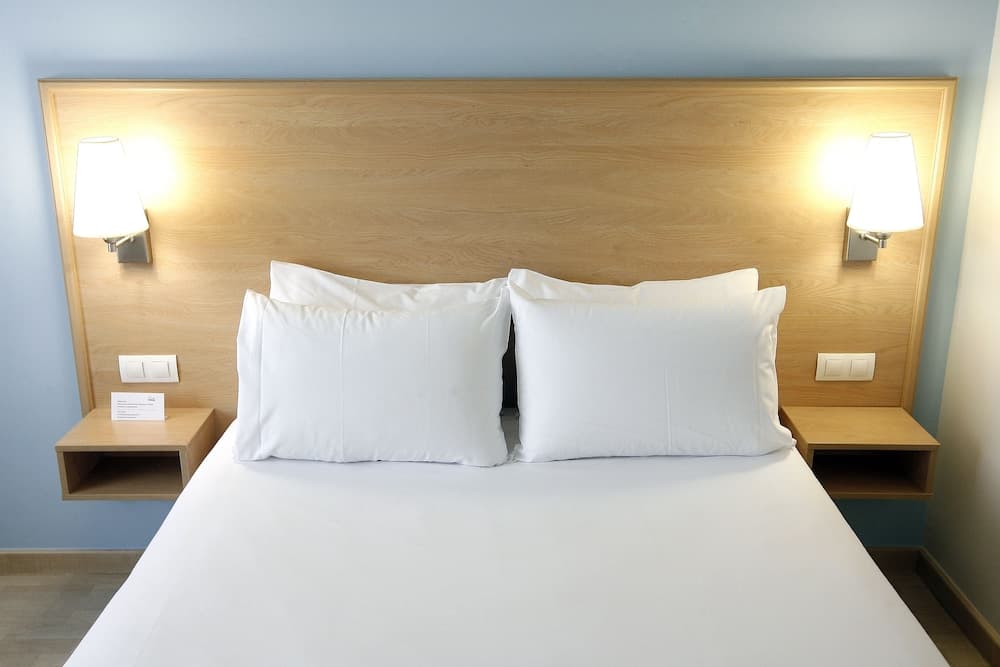Travelodge Barcelona Poblenou — 21