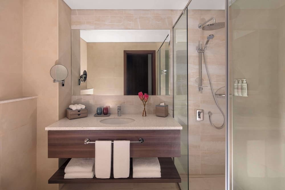 Avani+ Palm View Dubai Hotel & Suites — 12