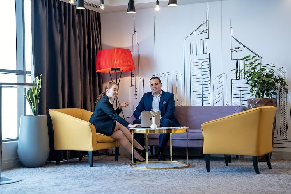 Mercure Dubai Barsha Heights Hotel Suites And Apartments — 3