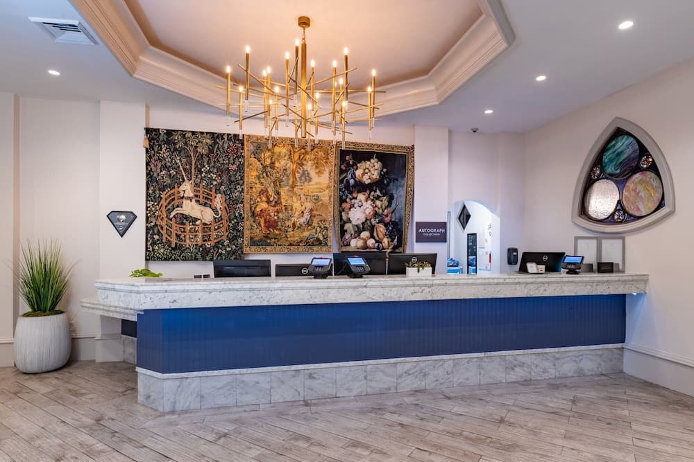 Castello Hotel, Autograph Collection — 2