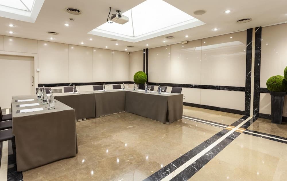 Hotel Derby Barcelona — 17