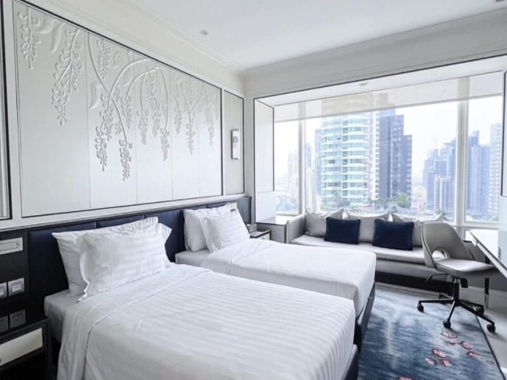 Grande Centre Point Sukhumvit 55 — 18