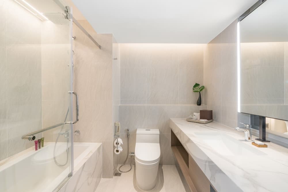 Pathumwan Princess Hotel — 11