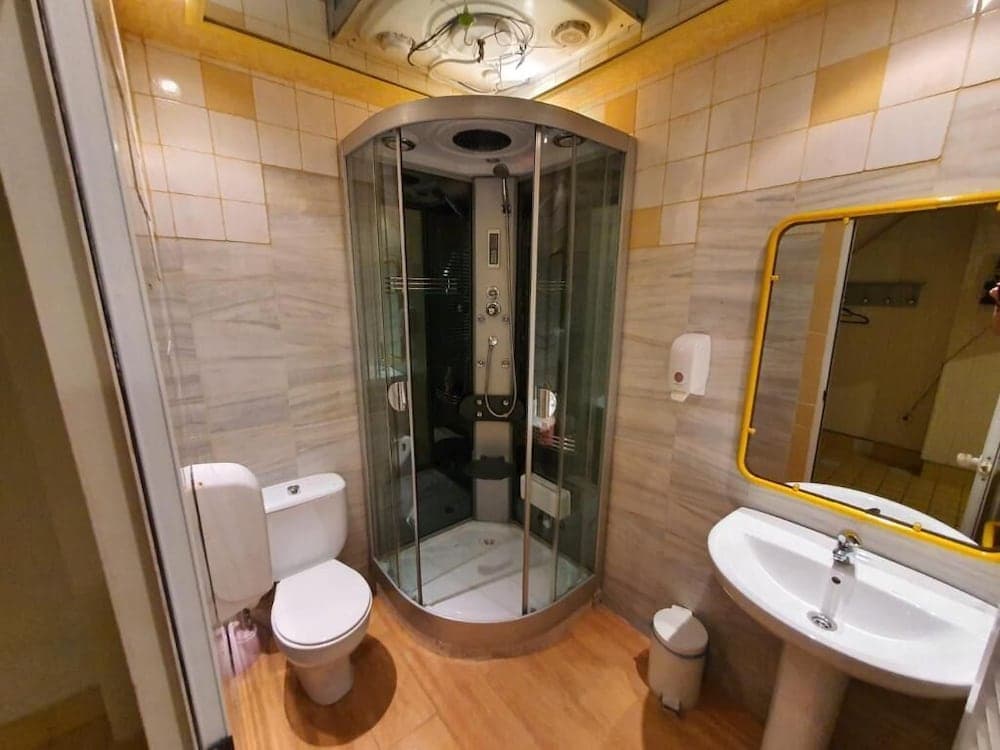Hostal Avenida Andalucía — 26