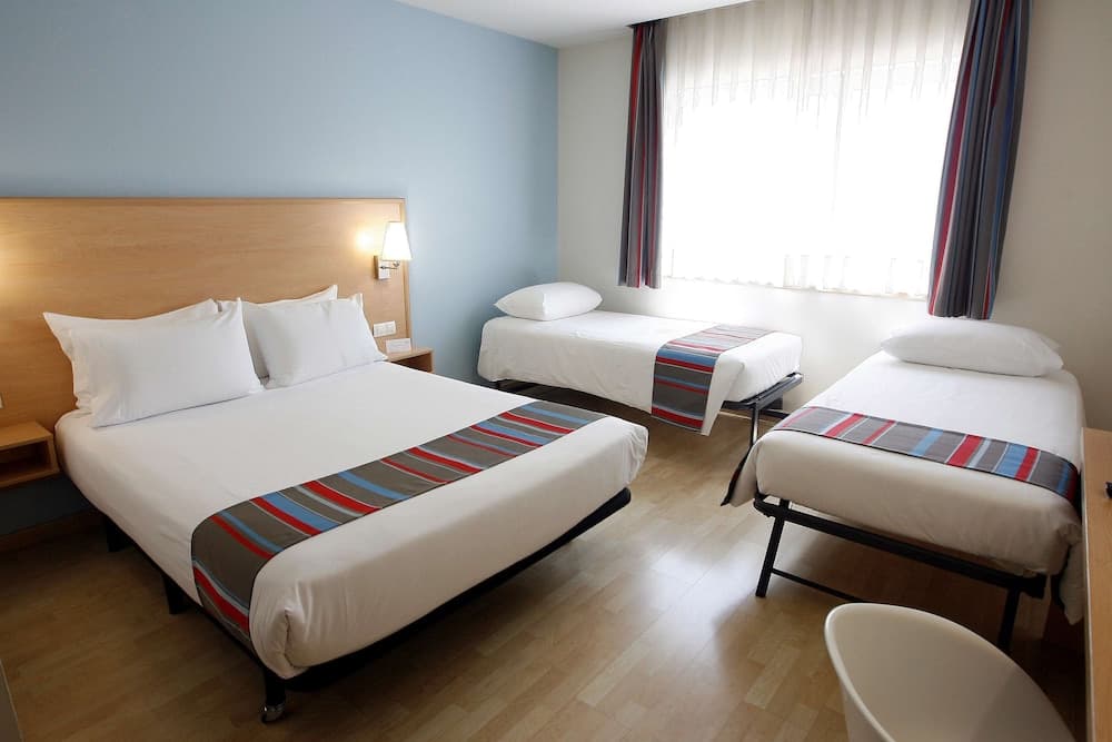 Travelodge Madrid Torrelaguna — 13