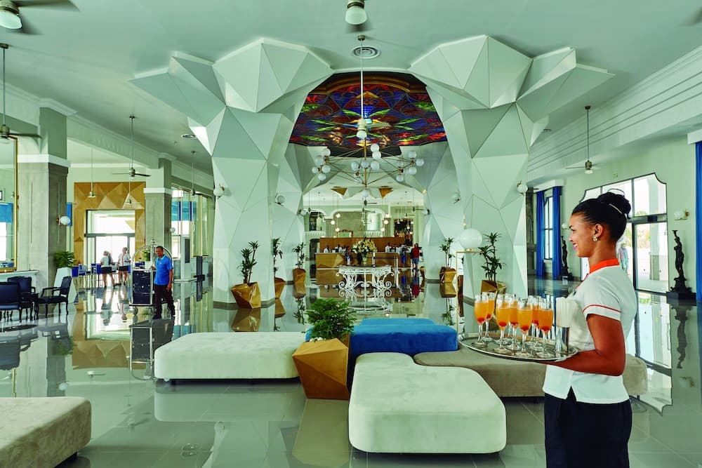 Hotel Riu Palace Punta Cana - All Inclusive — 1