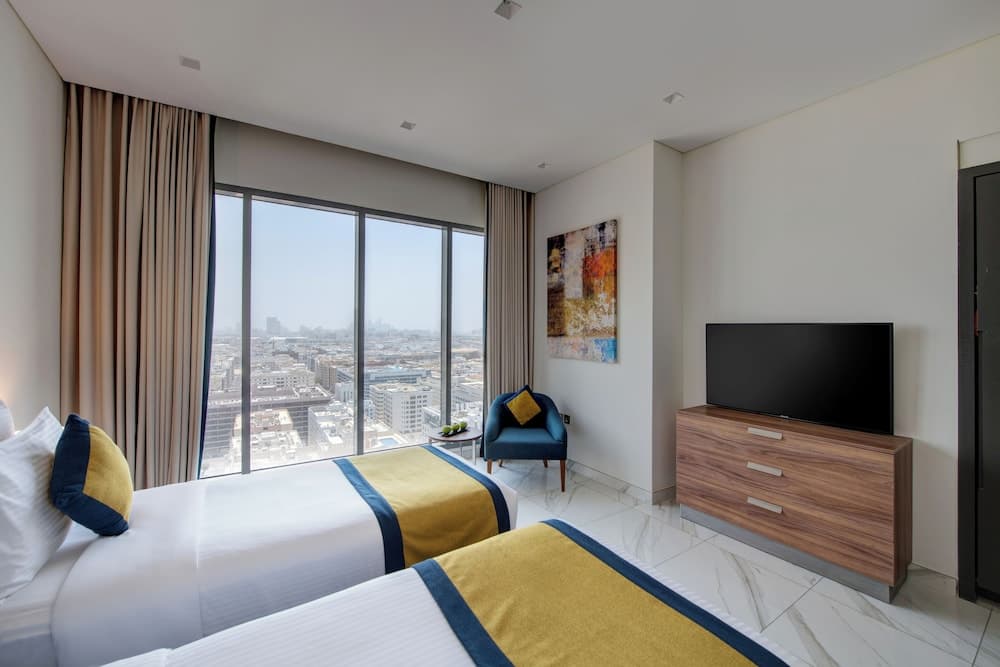 Suha Mina Rashid Hotel Apartments — 9