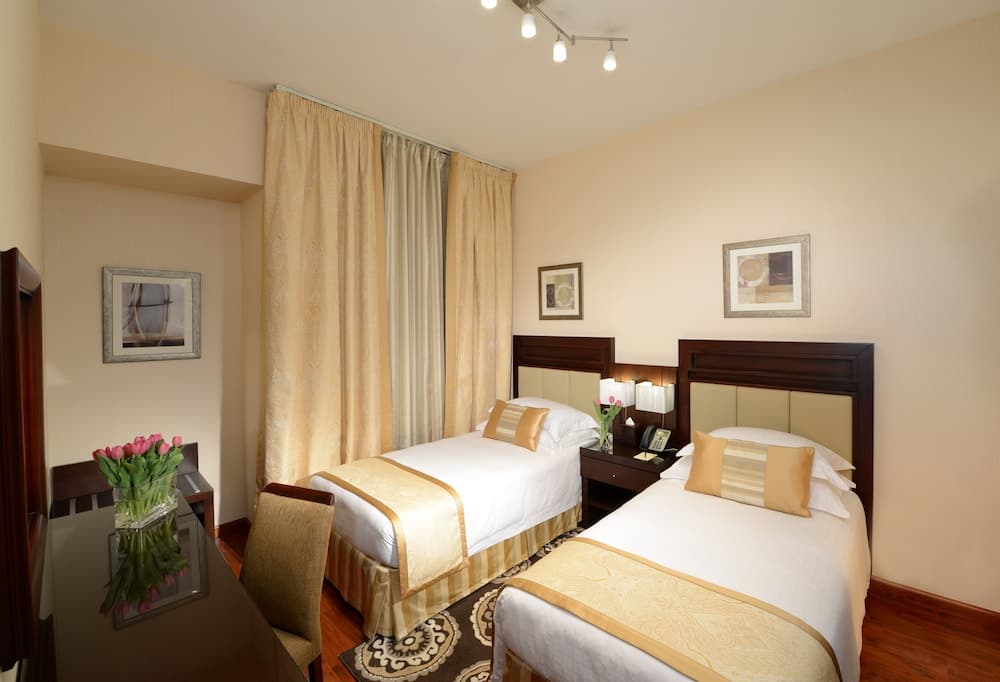 Grand Millennium Dubai — 4