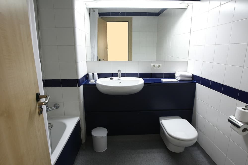 Travelodge Barcelona Poblenou — 22