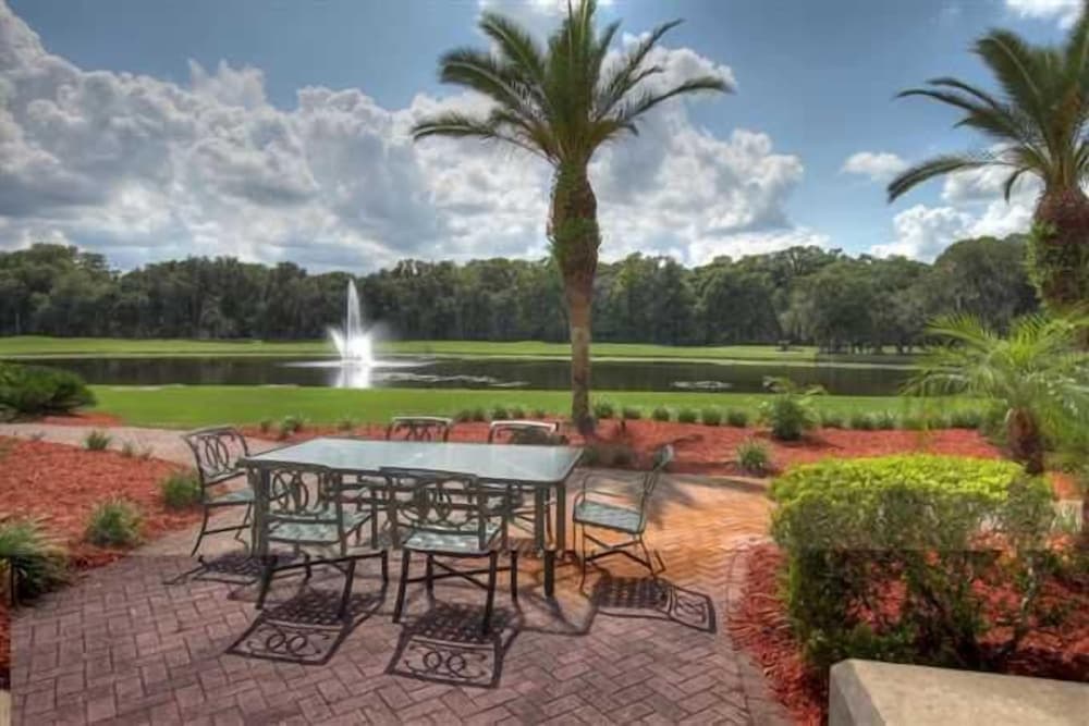 Tampa Palms Country Club — 18