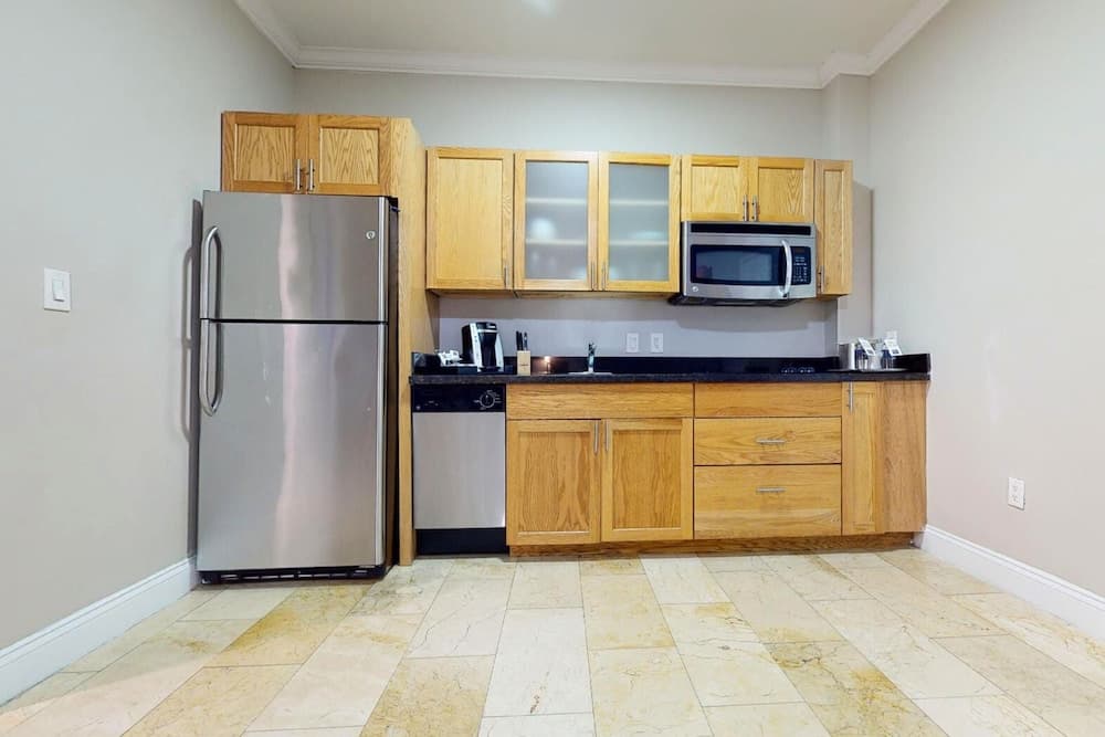 Nuvo Suites Hotel — 25