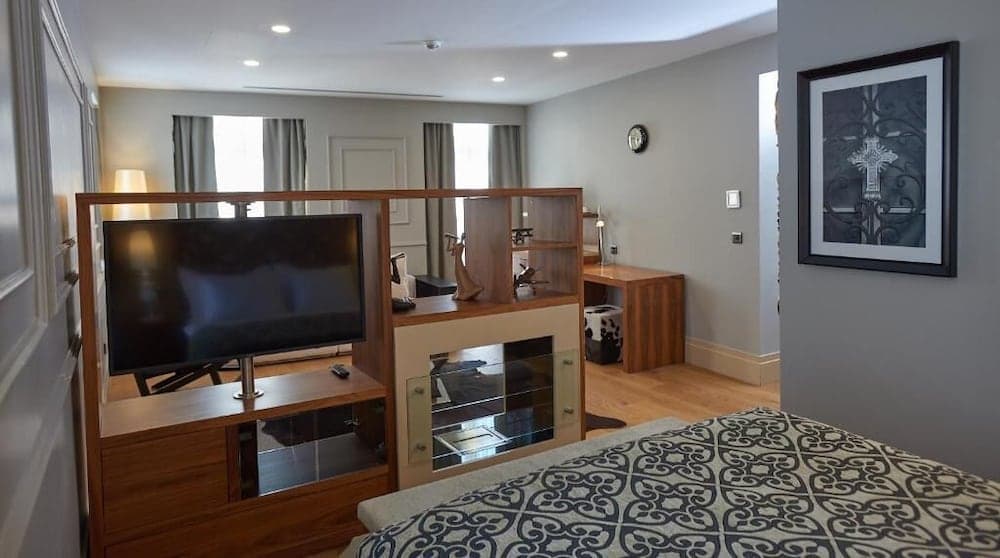 Akka Suites Taksim — 22