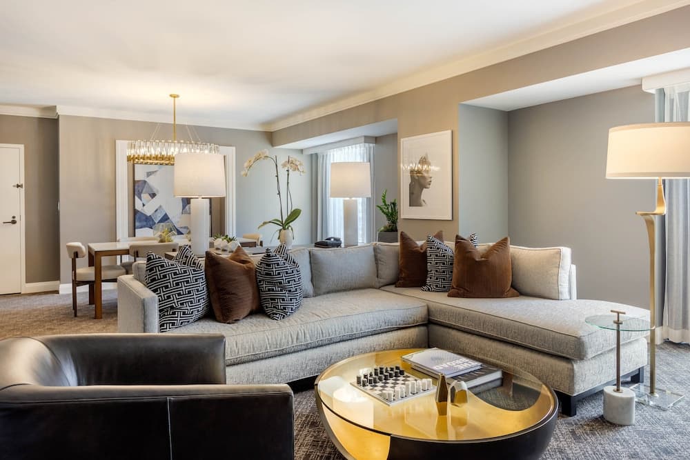 Omni Los Angeles Hotel en California Plaza — 21