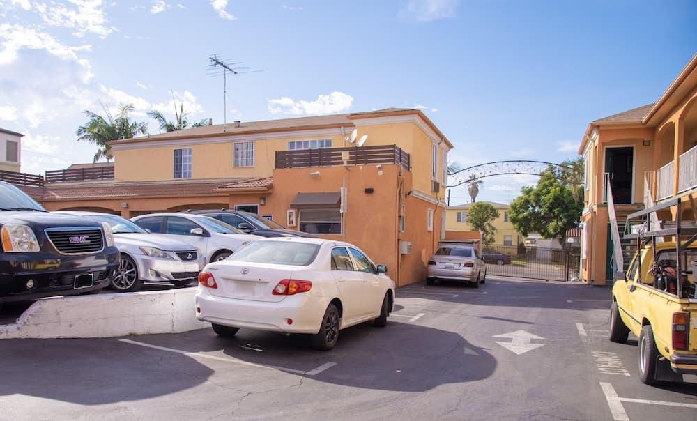 Starlight Inn La Brea — 23