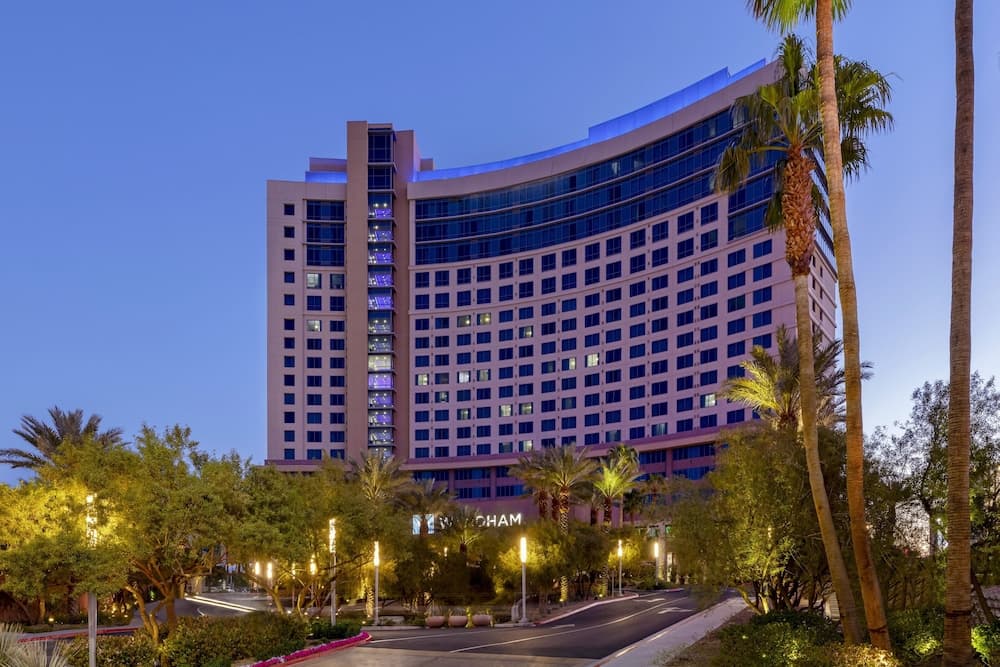 Club Wyndham Desert Blue — 17