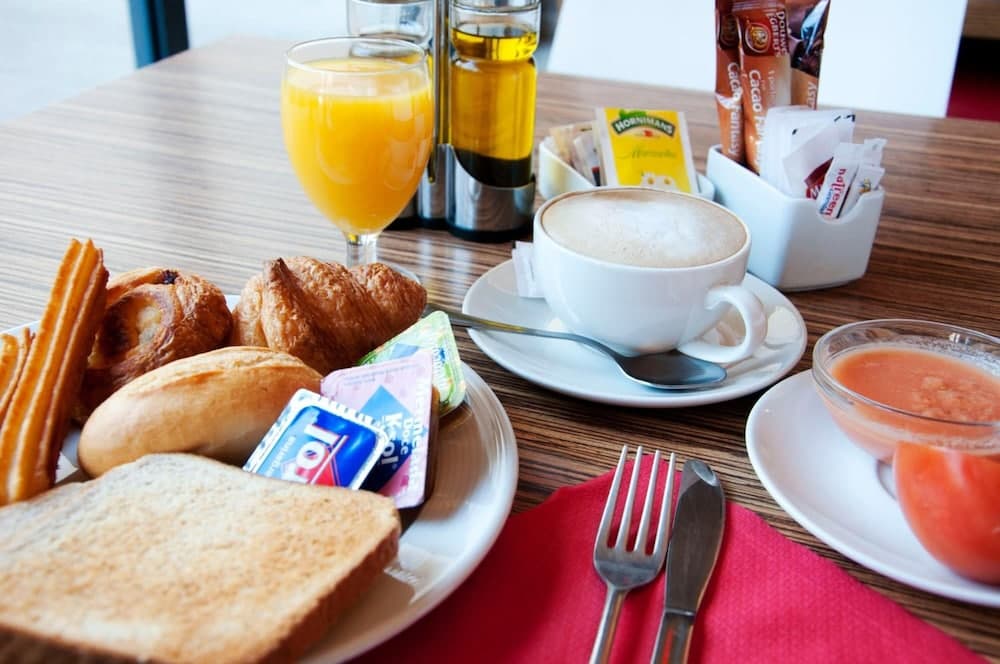 Travelodge Madrid Torrelaguna — 21