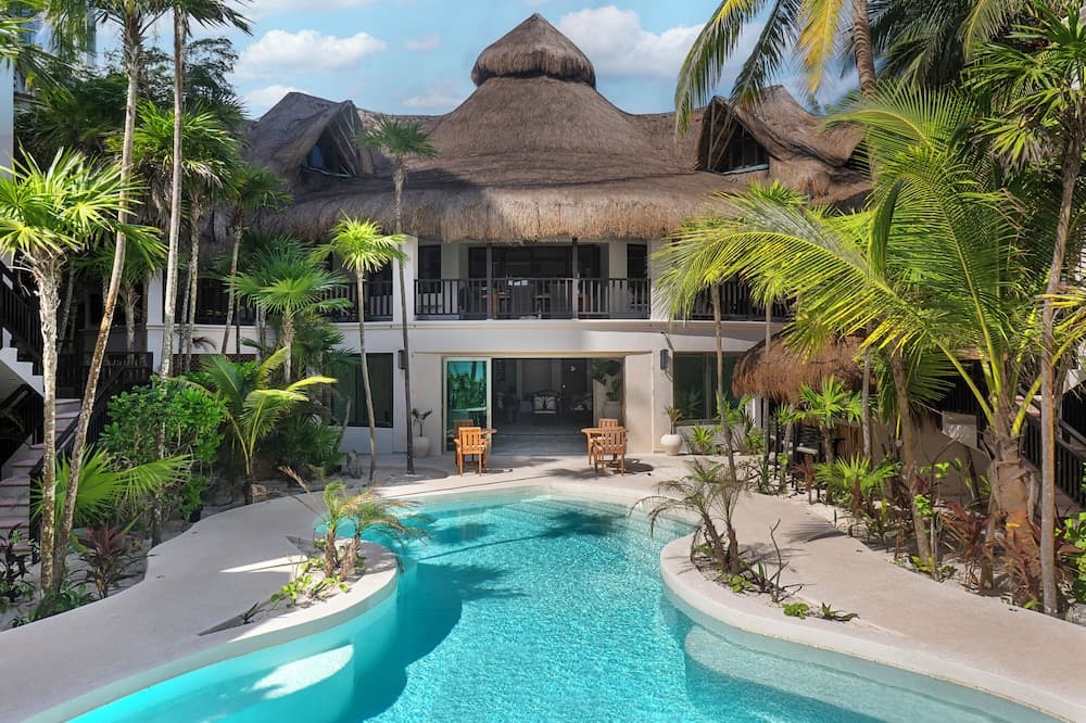 Mantaray Tulum — 1