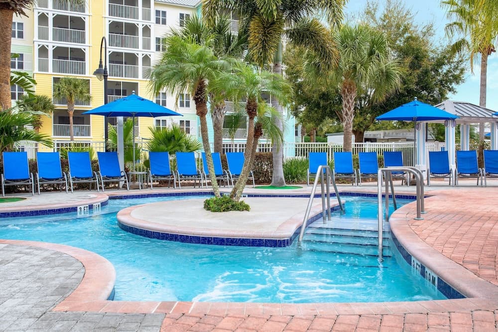 Hotel Harbour Lake de Marriott — 2
