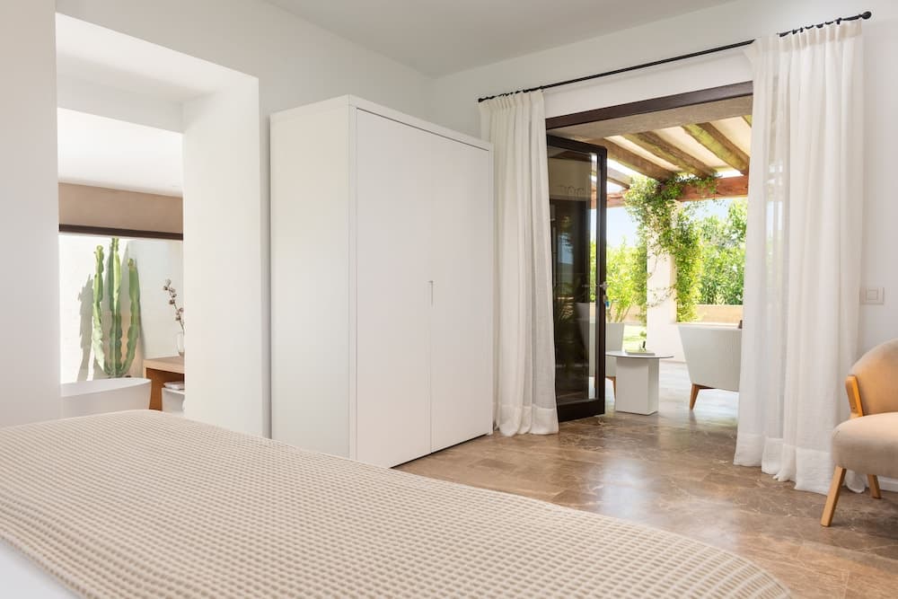 Safragell Ibiza Suites & Spa — 7