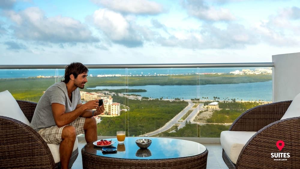 Suites Malecon Cancun — 16