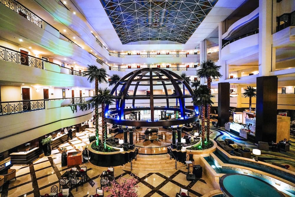 Mövenpick Grand Al Bustan Dubai — 26