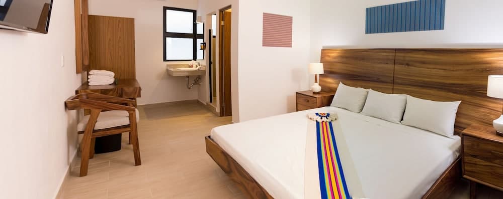 Nomads Party Hotel & Hostal — 22