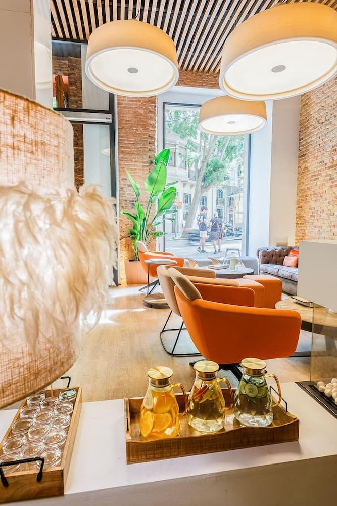 Hotel Well and Come Barcelona — 21