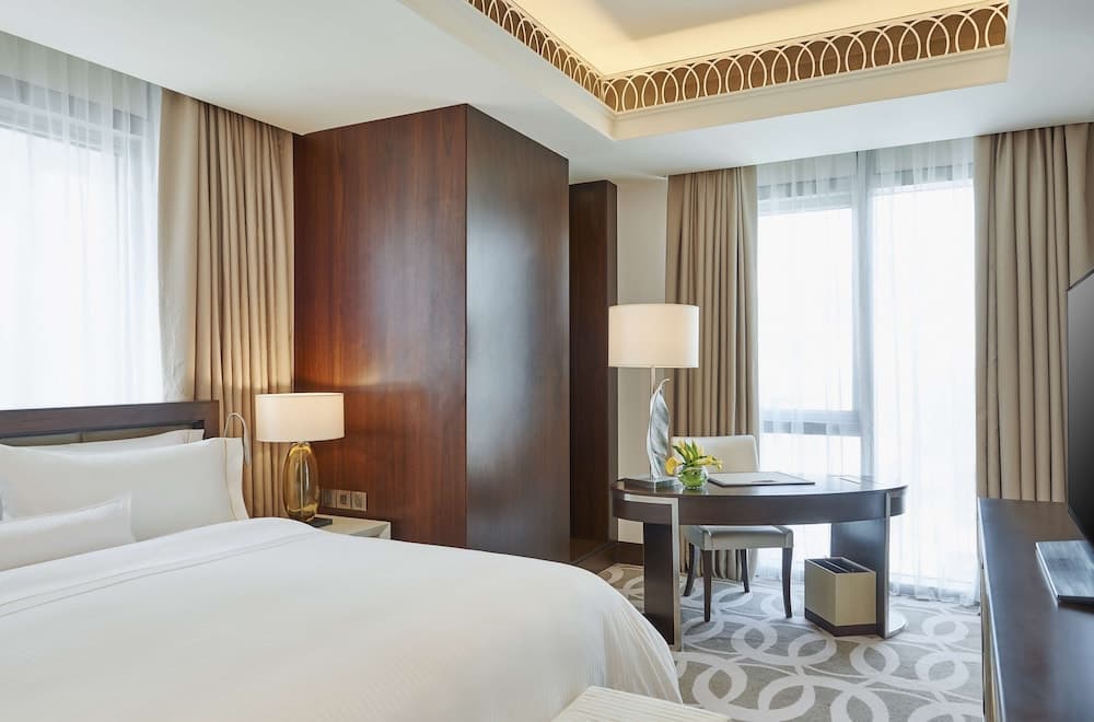 Hilton Dubai Al Habtoor City — 19