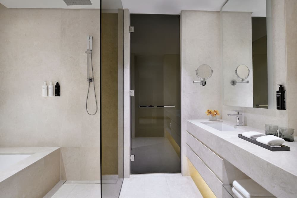 La Ville Hotel & Suites CITY WALK, Dubai, Autograph Collection — 7