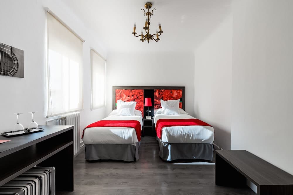 Hotel Sevilla — 16