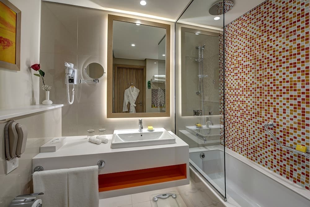Al Khoory Atrium Hotel — 17