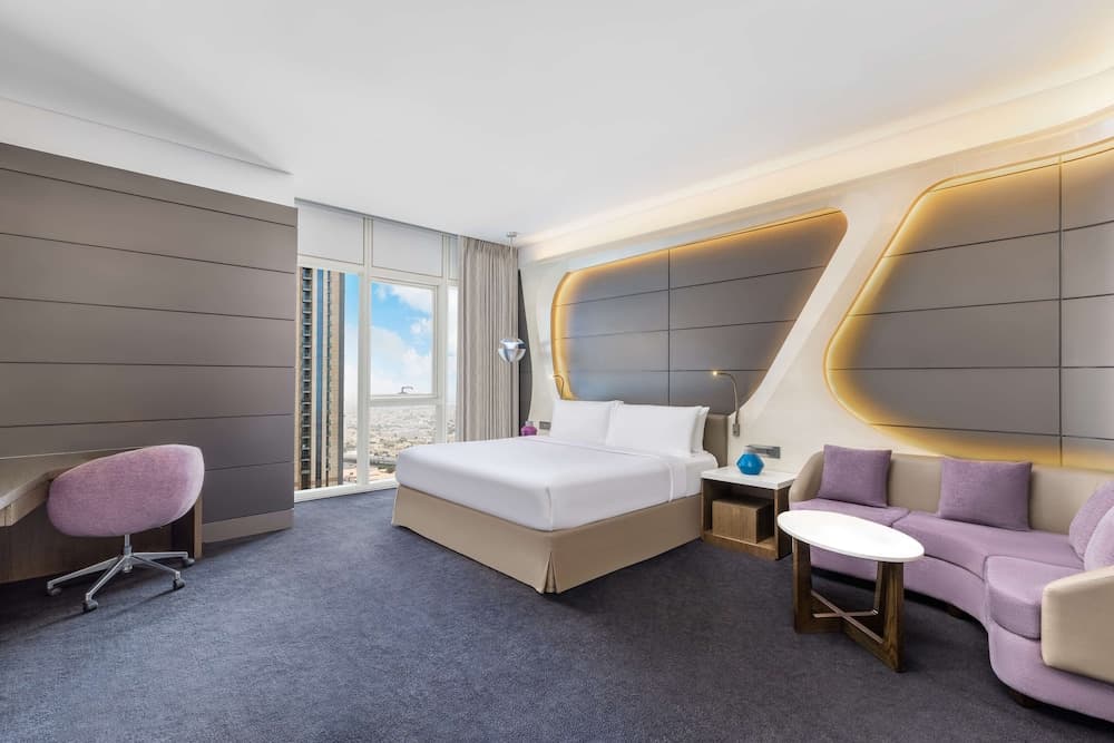 V Hotel Dubai, Curio Collection by Hilton — 16