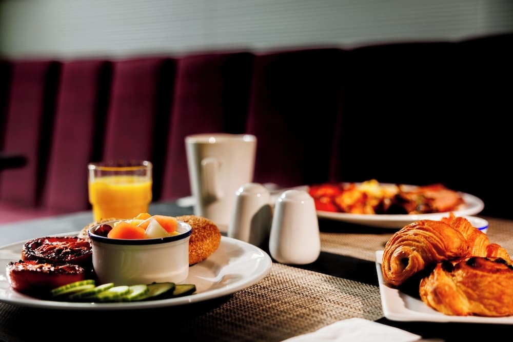 Hotel Riu Plaza London Victoria — 2