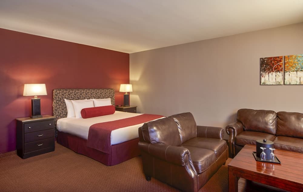 Four Queens Hotel and Casino — 4