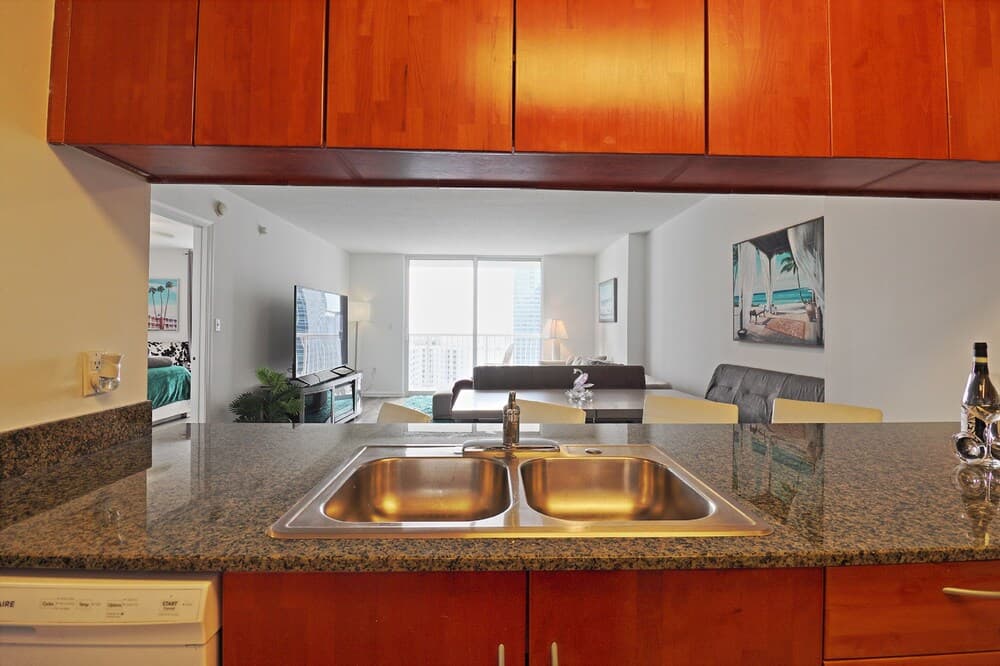 OneLuxStay in the Heart of Brickell — 12