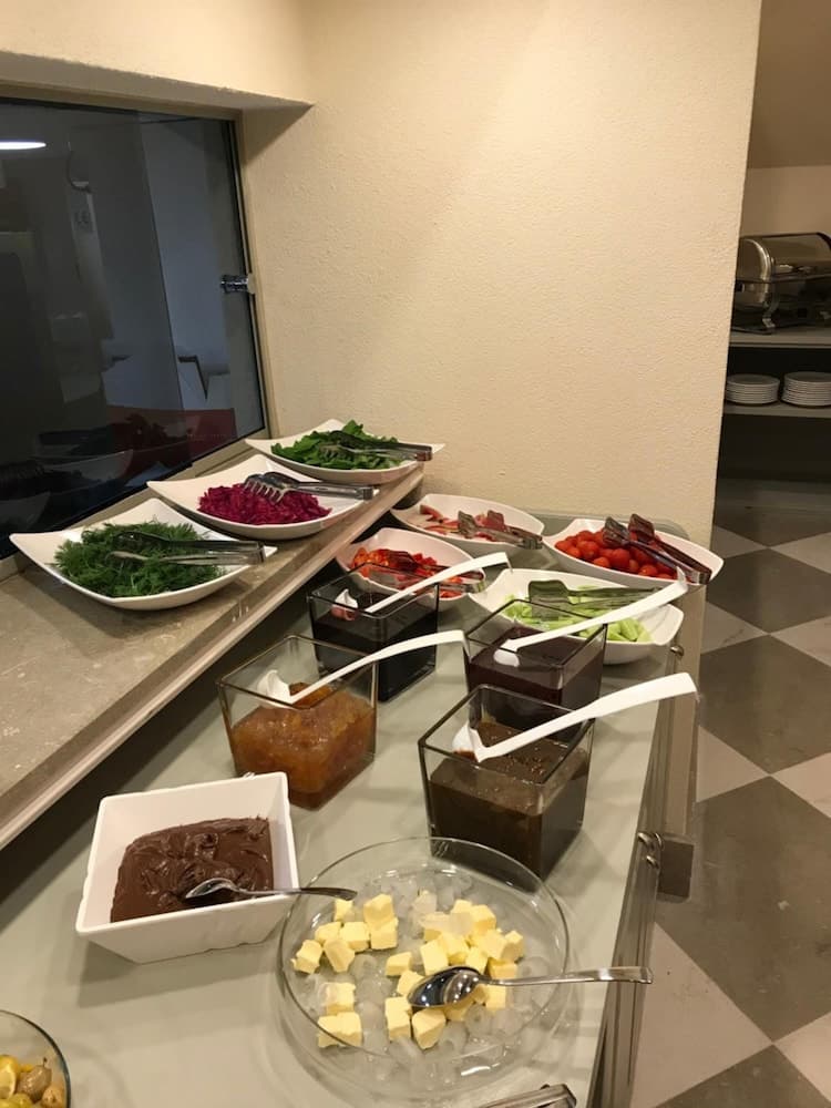 Hotel Galatahan — 2