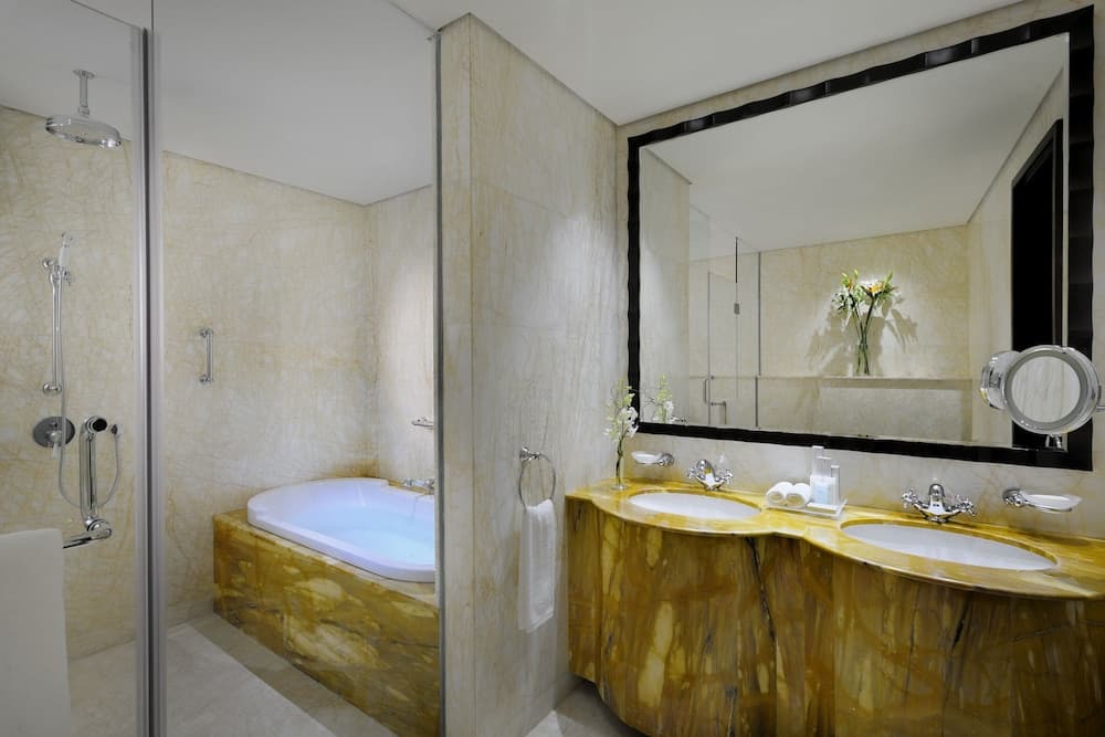 Crowne Plaza Dubai Jumeirah, un hotel IHG — 24