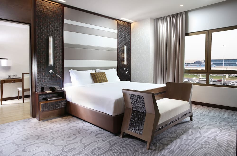 Metropolitan Hotel Dubai — 3