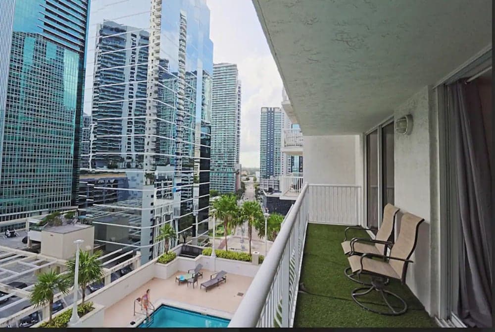 OneLuxStay in the Heart of Brickell — 5