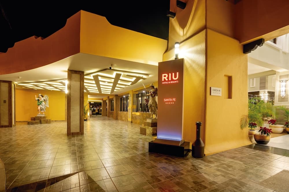 Hotel Riu Santa Fe - All-Inclusive — 2