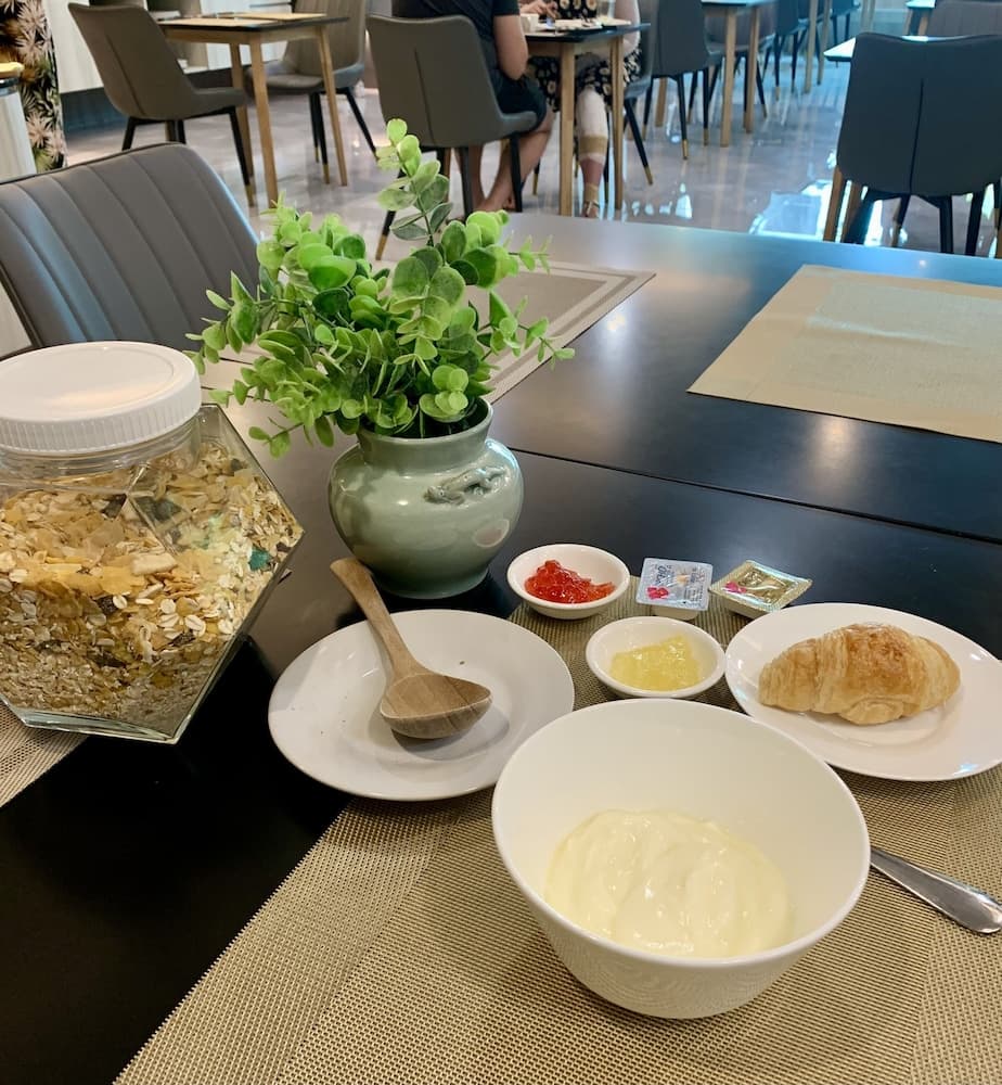 Thana Wisut Hotel — 20