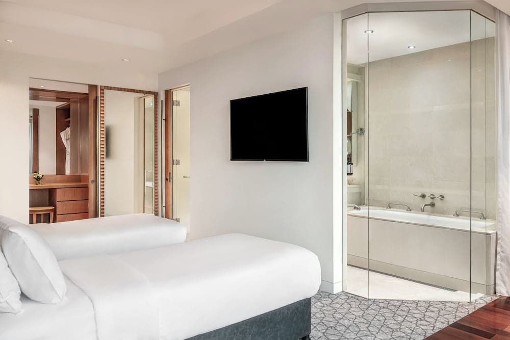 The H Dubai — 28