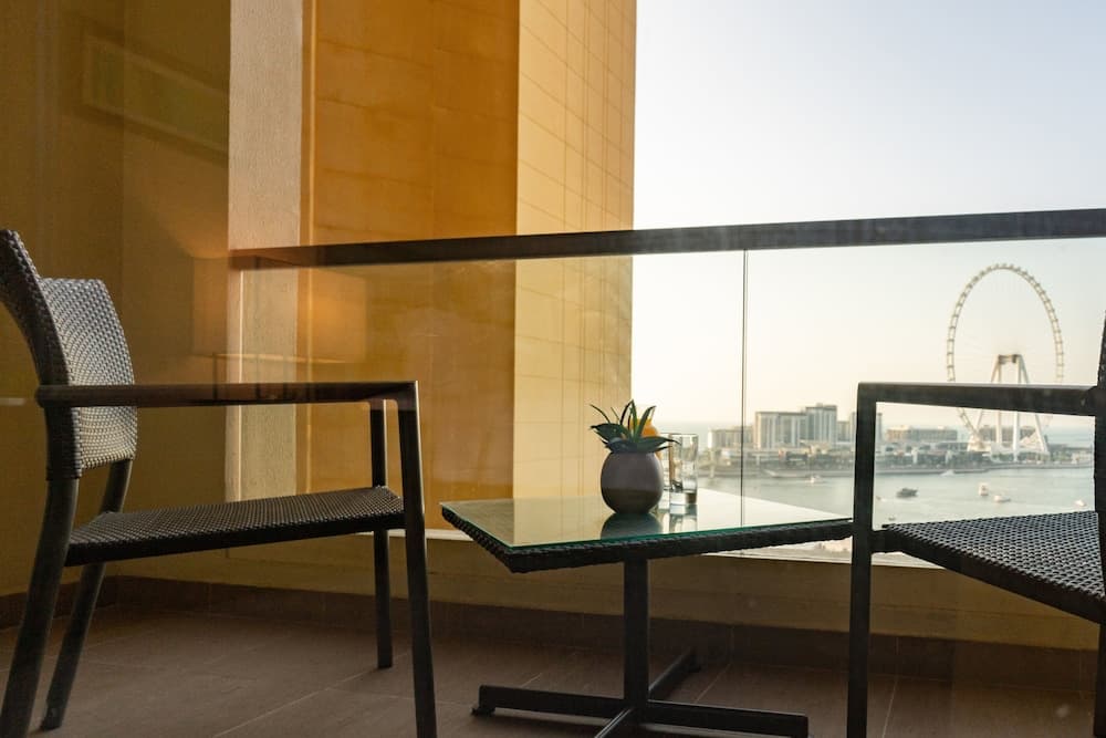 Amwaj Rotana, Jumeirah Beach - Dubai — 7