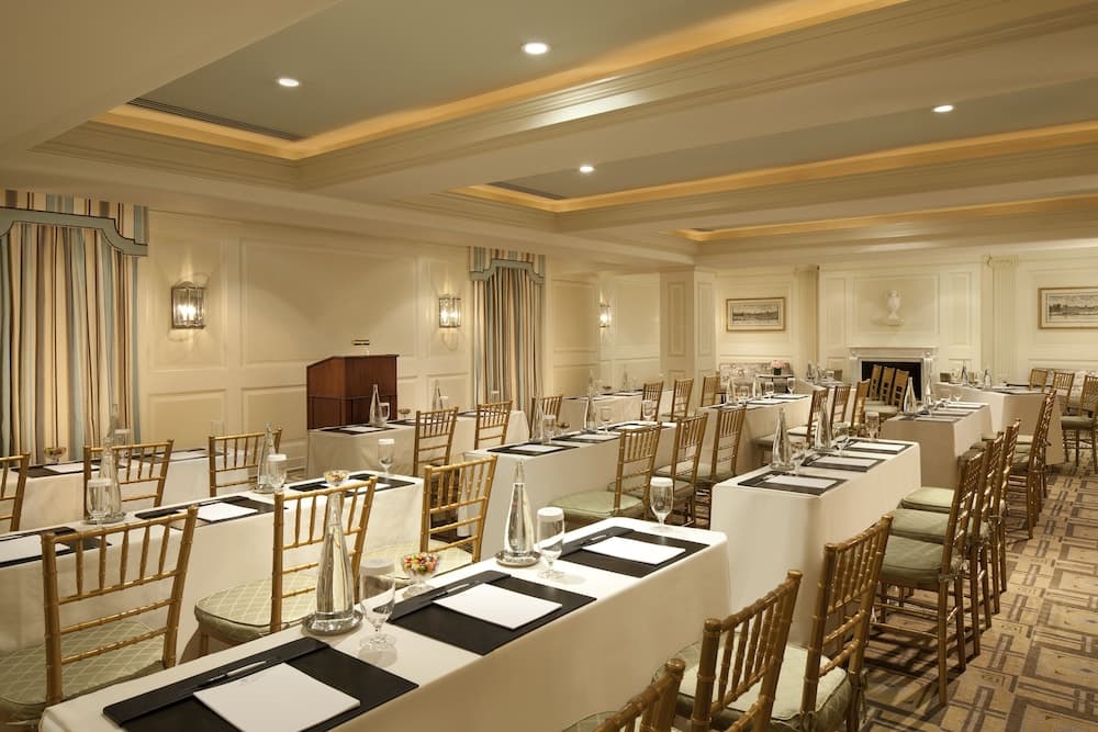 The Carlyle, A Rosewood Hotel — 4