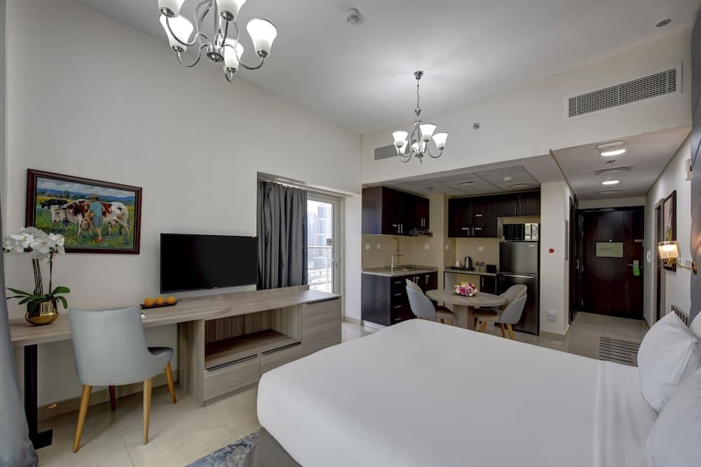 Royal Regency Suiten — 23