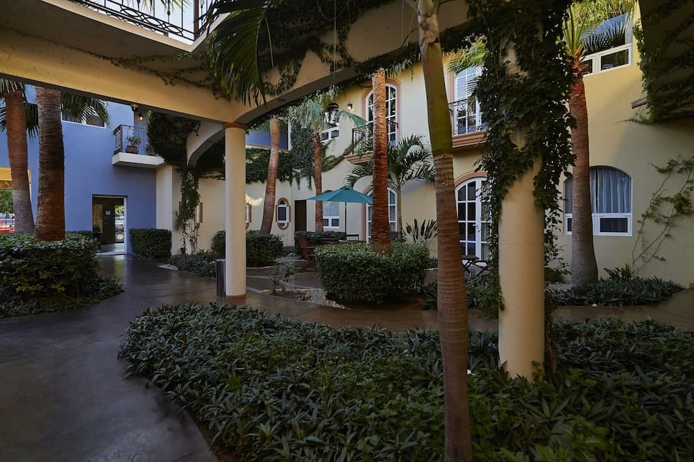 San Angel Suites — 5