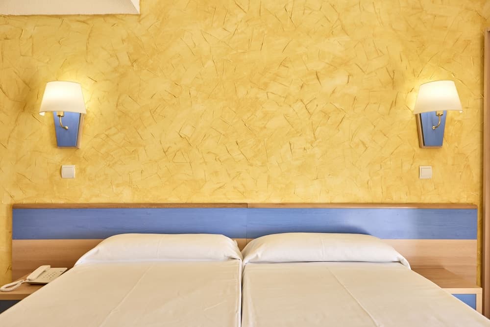 AHOI! Urban Beach Hotel — 14