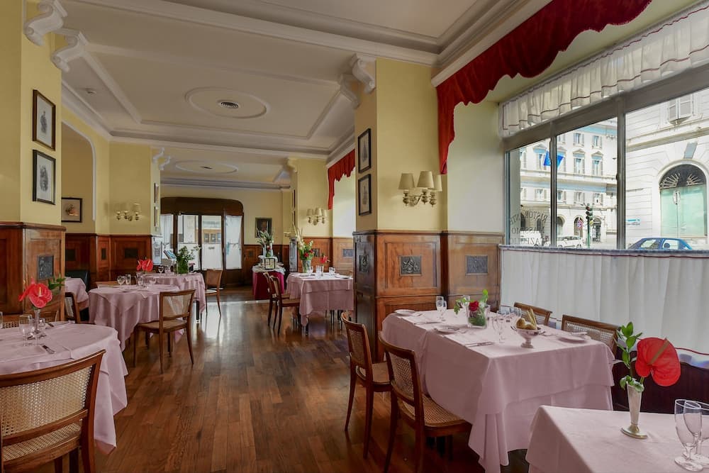 Hotel Bettoja Massimo D'Azeglio — 20
